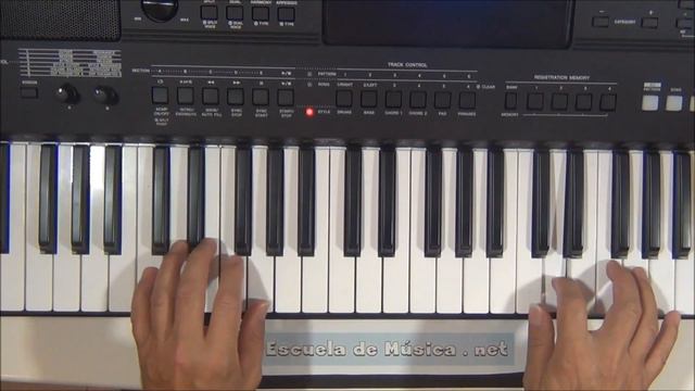 Melodía completa de Jingle Bells para piano - Leccion 6-2 (Yamaha PSR-E453) смотреть онлайн
