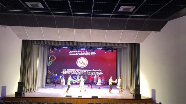 Танцевальная композиция «На завалинке», хореографический ансамбль «Радуга»