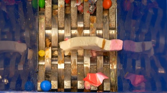 Shredding Sweets, Chocolate and Candy - Shredding Stuff #6 смотреть онлайн
