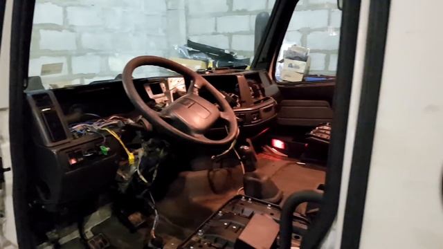 Сборка VOLVO FH12 с нуля смотреть онлайн