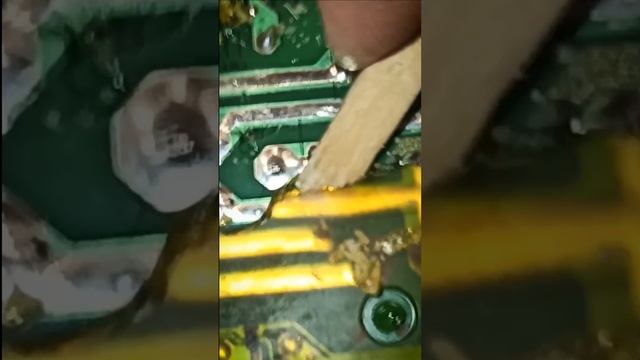 Ремонт электроники стиральной машины Самсунг #shorts смотреть онлайн