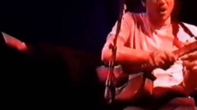 John Frusciante - Tiny Dancer Live смотреть онлайн