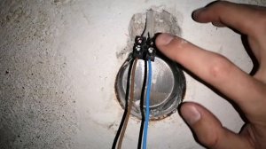 КАК ВОССТАНОВИТЬ СЛОМАННЫЕ ИЛИ КОРОТКИЕ КОНТАКТЫ РОЗЕТКИ ИЛИ ВЫКЛЮЧАТЕЛЯ