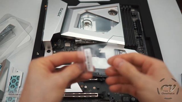 ASRock X570 Aqua + 2x1TB Samsung 970 EVO Plus ($6,000 PC Build) смотреть онлайн