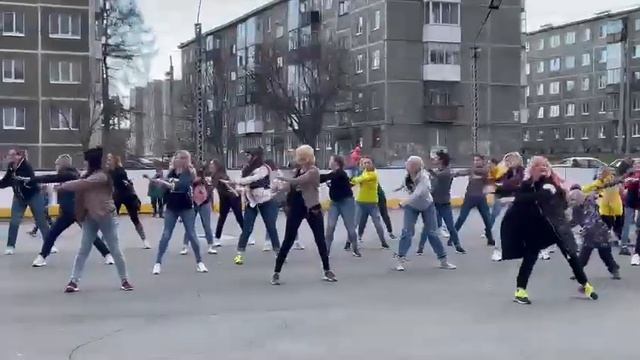 Флешмоб Первоуральск смотреть онлайн