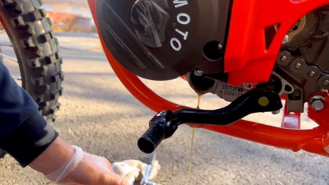 СТРУЖКА в ДВИГАТЕЛЕ ⚠️❌ КОНСЕРВАЦИЯ мотоцикла на ЗИМУ❄️?️ Regulmoto Holeshot 300rm смотреть онлайн