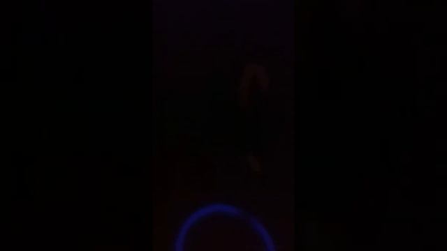 Как светится и не светится неоновый браслет смотреть онлайн