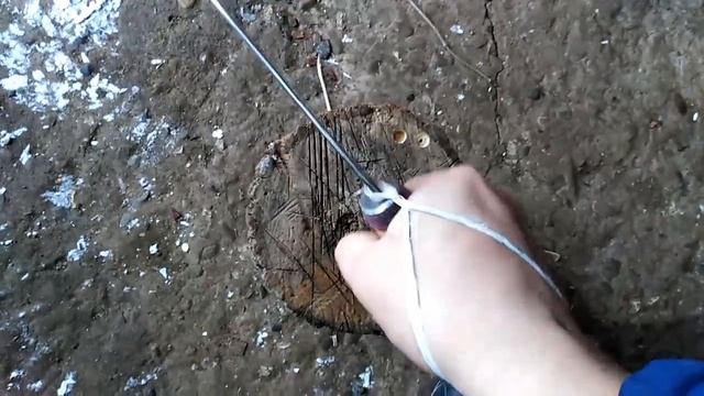 НОЖ- МАЧЕТЕ, КУКРИ. ОЧЕНЬ ЛЕГКИЙ И ПРОЧНЫЙ. ИСПЫТАНИЯ.