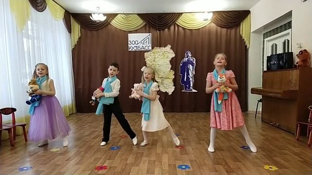 Ансамбль "Капельки" МБДОУ№38 Музыкальный руководитель - Фазылбаева Екатерина Андреевна смотреть онлайн