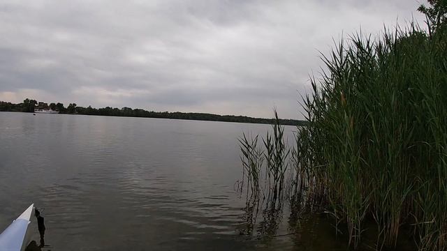 Небольшой сплав на каяке с парусом смотреть онлайн