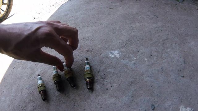 MD 2 .Мотомастерская. Замена колодок и свечей. Встреча с друзьями смотреть онлайн