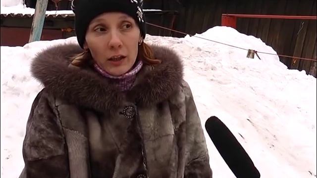 Опасения руководства города к опасности схода снега с крыши оправдались смотреть онлайн