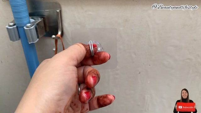 Ultimate wall hooks adhesive solutions for hanging clothes photo frames and more #adhesivehooks смотреть онлайн