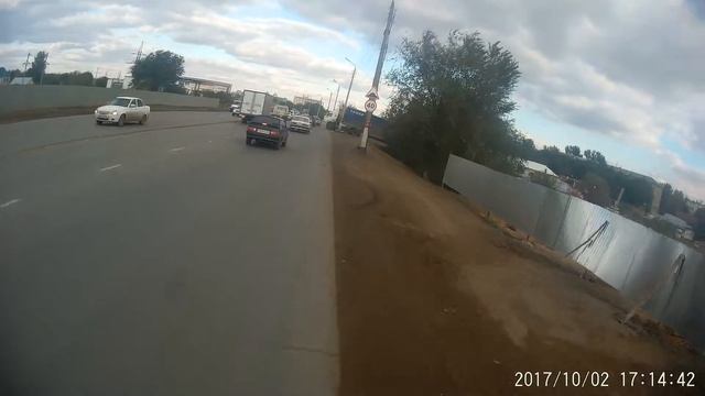 "Взаимоуважение" водителей авто в Уральске смотреть онлайн