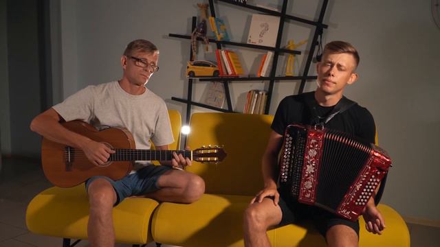 ОТЕЦ С СЫНОМ ИСПОЛИЛИ ОЧЕНЬ ДУШЕВНУЮ ПЕСНЮ смотреть онлайн