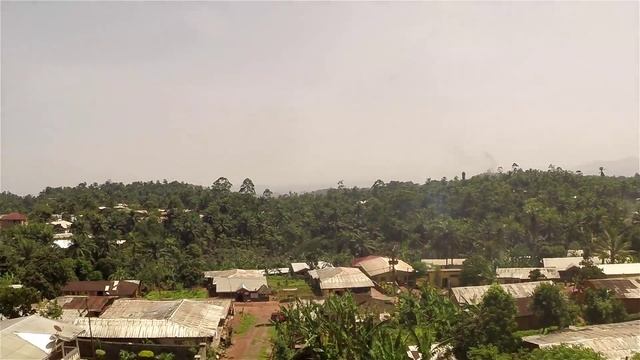 Palace of Bafut by drone - Cameroon Kingdom смотреть онлайн