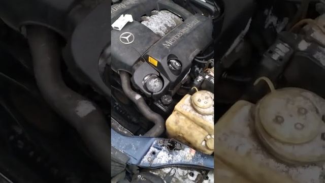 MERCEDES BENZ W210   2.8