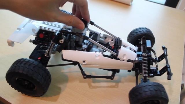 Конструктор Mould King 13153 Green Double-sided Vehicle с ДУ смотреть онлайн