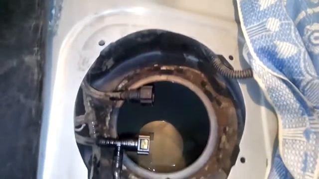 Поменял сеточку бензонасоса