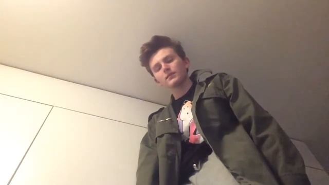 idiot makes sandwich with no hands смотреть онлайн