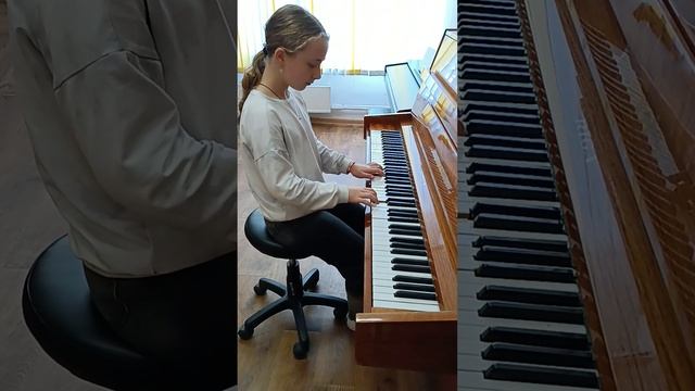 София Боля. Танец маленьких лебедей из балета Лебединое озеро. П.И. Чайковский. смотреть онлайн