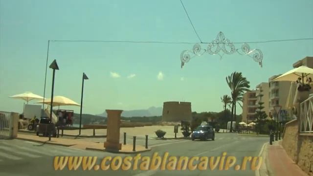 Курортный город Мораира Moraira. Набережна, пляж, яхт-клуб. CostablancaVIP недвижимость в Испании смотреть онлайн