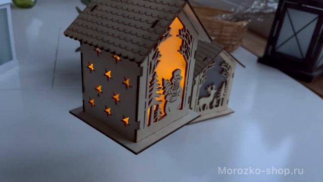 Светящиеся НОВОГОДНИЕ ДОМИКИ, дерево, тёплый белый LED, 13 см, батарейки DH8044670-2, DH8044670-1 смотреть онлайн