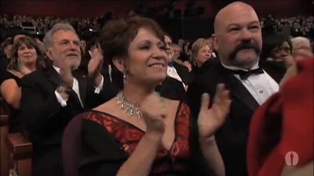 Jennifer Hudson Wins Best Supporting Actress | 79th Oscars (2007)