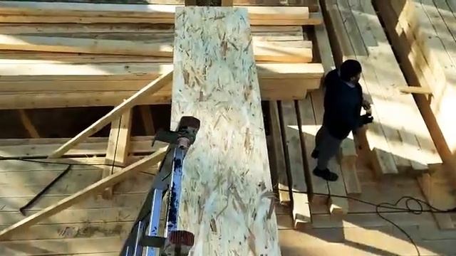 Каркасник 2 этажа с бассейном с утеплением из соломы