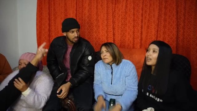 Family plays MAFIA for the FIRST TIME (Ultimate Lying Game) *chaos* смотреть онлайн