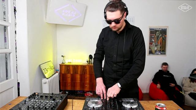 SIMDC @ LOCAL RADIO – 03/02/2024 смотреть онлайн