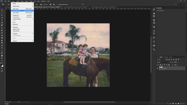 How To Automatically Crop and Straighten Multiple Scanned Photos in Photoshop смотреть онлайн