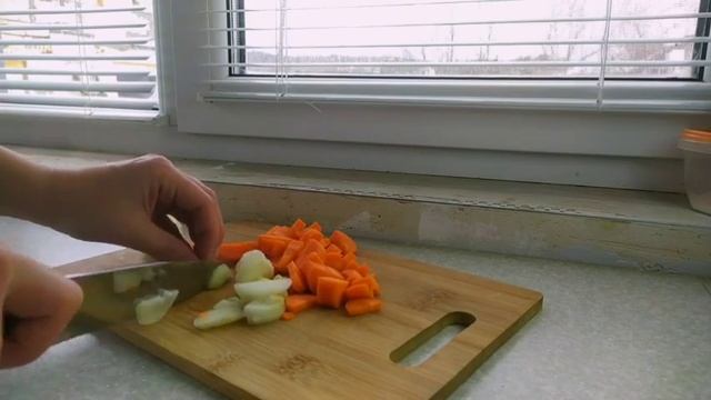 Запечённое мясо с овощами в духовке. смотреть онлайн