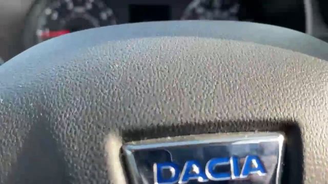 ME19OWK Dacia Duster Diesel Estate Duster 1.5 Blue DCi Comfort 5d R Estate смотреть онлайн