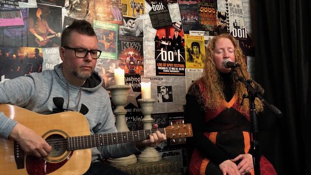 Rape Me (Nirvana) - ACOUSTIC COVER - Project "A Song A Day" by Ann & McBryan смотреть онлайн