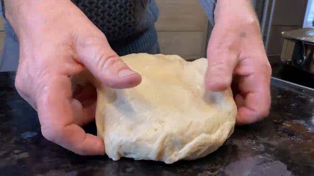 ЛАНГОШ Венгерская Пышка/ Яблочно-Сливовый Мусс и вкусный ароматный Чай смотреть онлайн