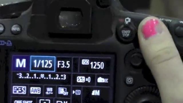 HOW TO SHOOT PHOTOS IN THE GYM смотреть онлайн
