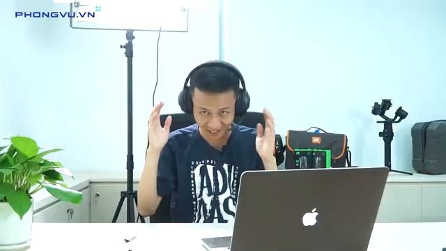 TRONG HỘP TAI NGHE RAZER KRAKEN X CÓ GÌ??? смотреть онлайн