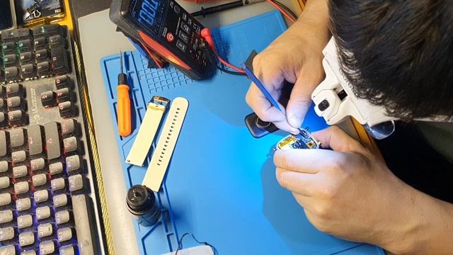 Ремонт смарт часов Colmi P8 plus смотреть онлайн