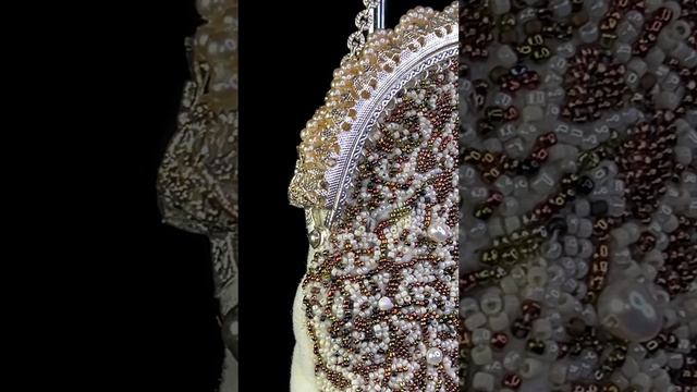 Сумочка "Pelegrina" от Наталии Синициной 🤩
Финалист Большого конкурса Greenbird 2024 🌟 смотреть онлайн