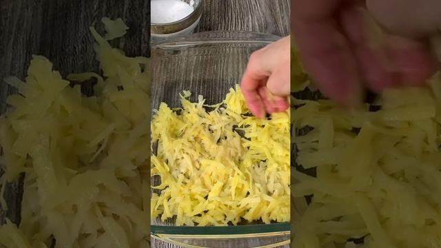 Нежная РЫБКА с картошкой в духовке #Shorts смотреть онлайн