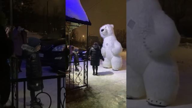Мишки шоу Кострома, большой мишка на праздник смотреть онлайн