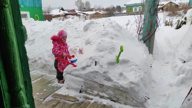 ИЗ ГОРОДА В ДЕРЕВНЮ. Выполняю просьбу подписчика. Собираю документы. Мама нашла для меня работу.Vlo