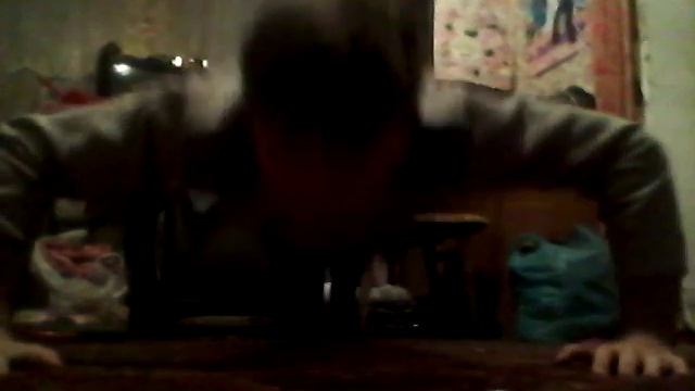 Я делаю 15 отжиманий от пола смотреть онлайн