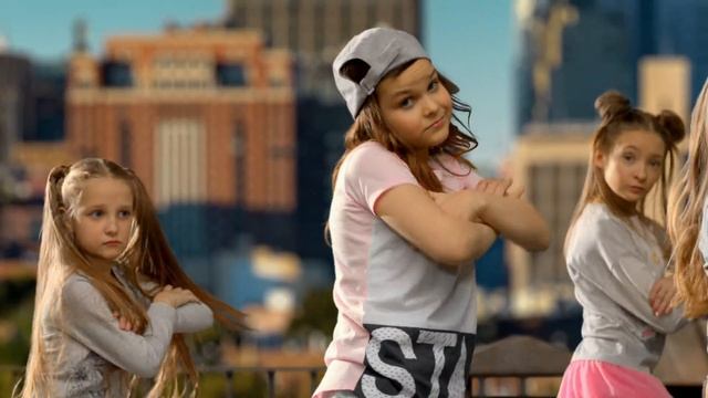 DANCE Crockid смотреть онлайн