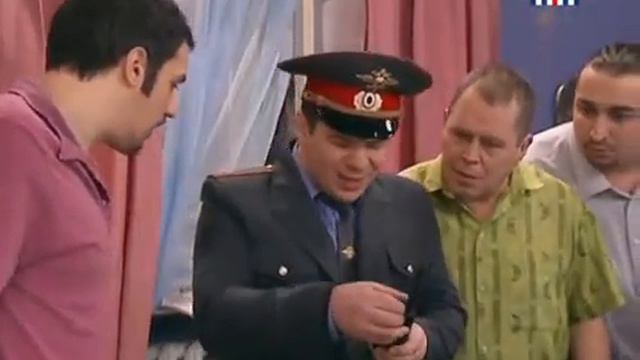 Мент на работе смотреть онлайн