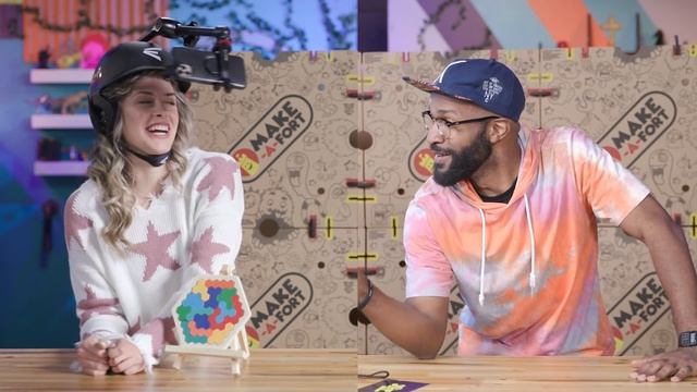 Epic Cardboard Maze | The Loop Show смотреть онлайн