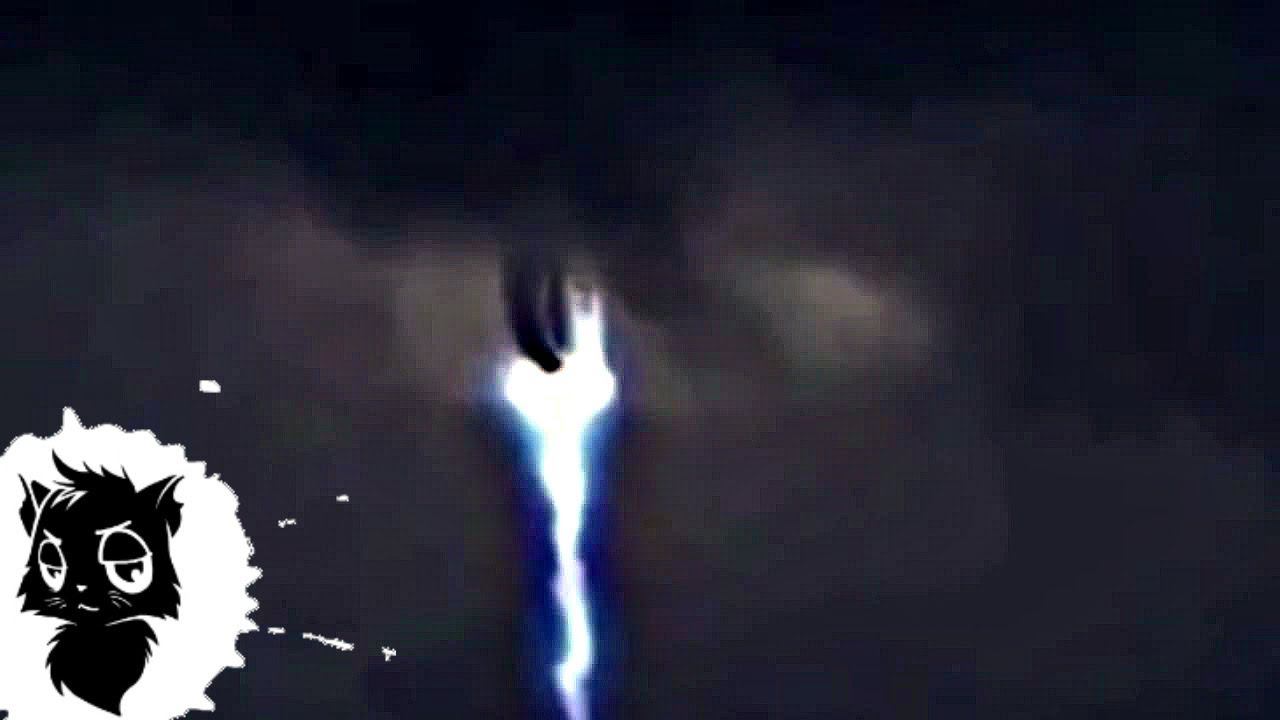 5 НЕБЕСНЫХ МОНСТРОВ СНЯТЫХ НА КАМЕРУ [Черный кот] смотреть онлайн