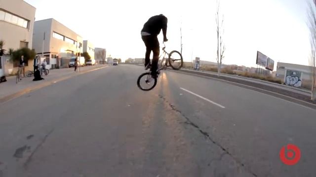Nigel Sylvester Rides Through Streets Of Barcelona