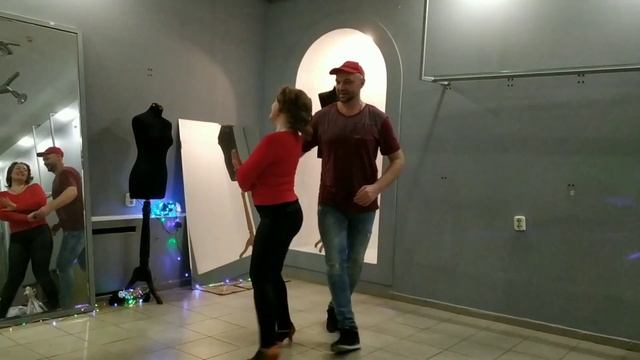 #танцуйпенза #пенза #penza Парные ТАНЦЫ в Пензе. Пенза, улица Московская, д.4 Бачата первое занятие смотреть онлайн